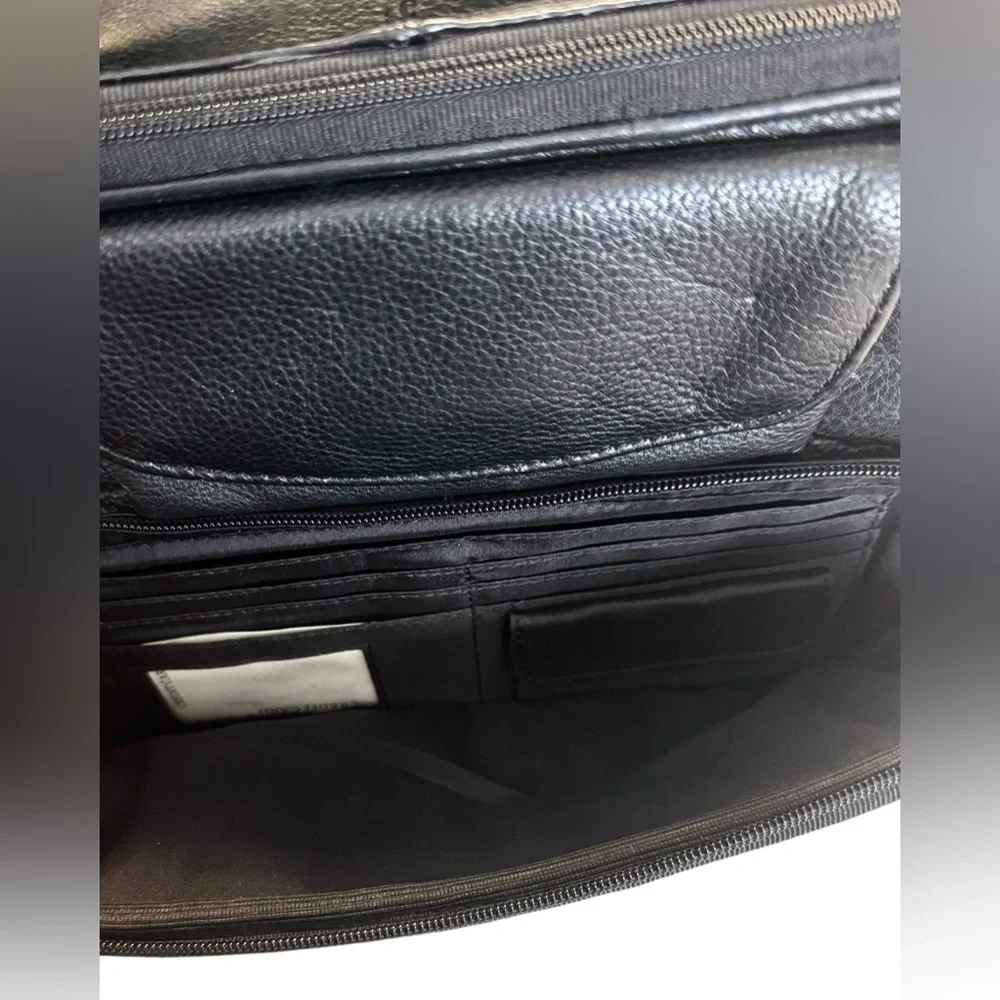 Wilson’s Leather Small Black Briefcase Unisex